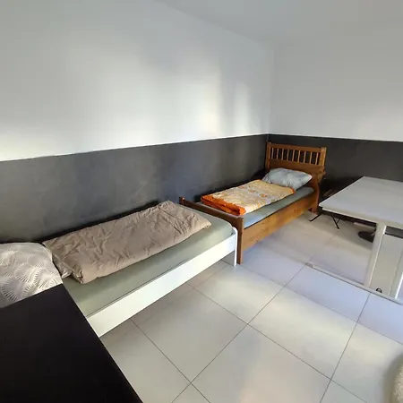 24 7 Check In * Βιζμπάντεν