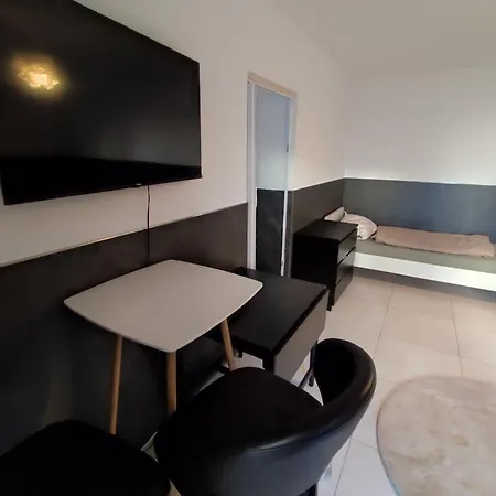 24 7 Check In Apartment Wiesbaden